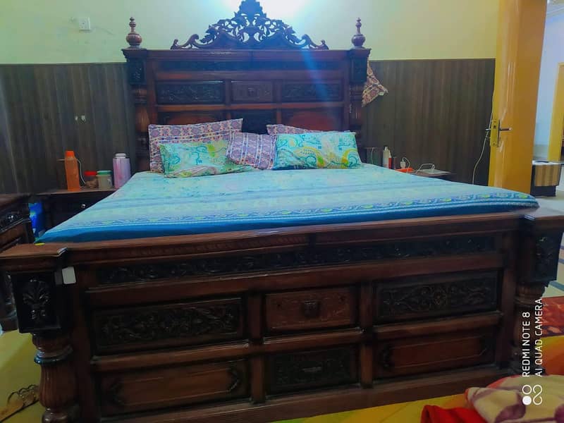 Like a new Chinioti Bed set (Complete wooden) ) 0