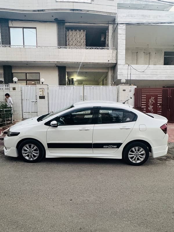 Honda City 1.5 Aspire 2013 3