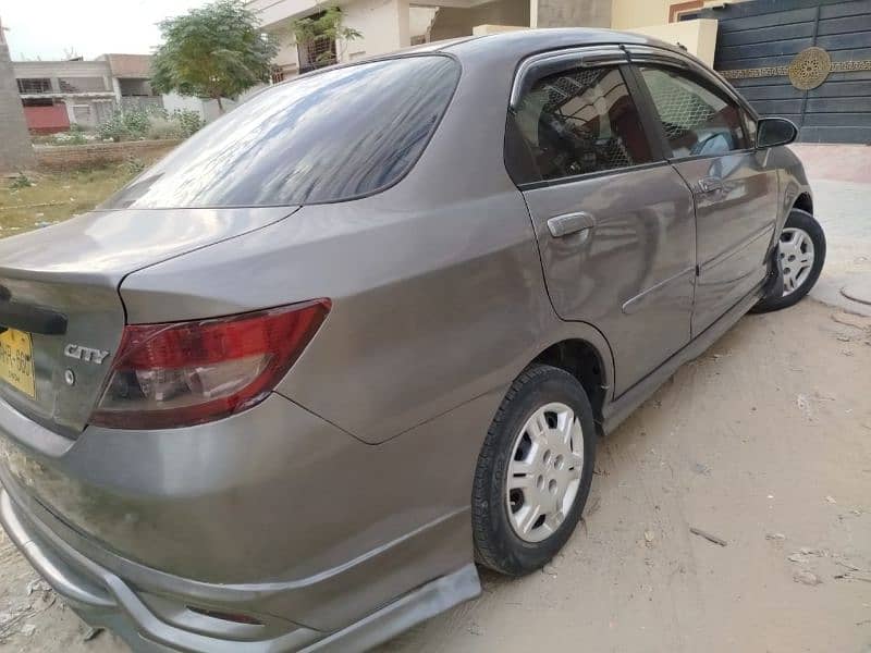 Honda City IDSI 2005 condition as new 7