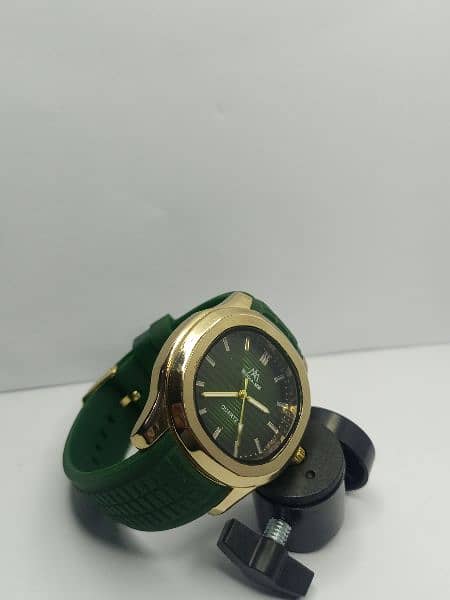 Light wieght watch with sillicon strap in high quality 1