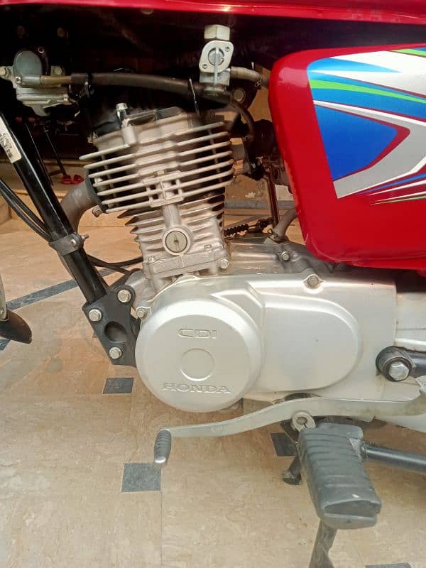 Honda 125cg  New condition 2