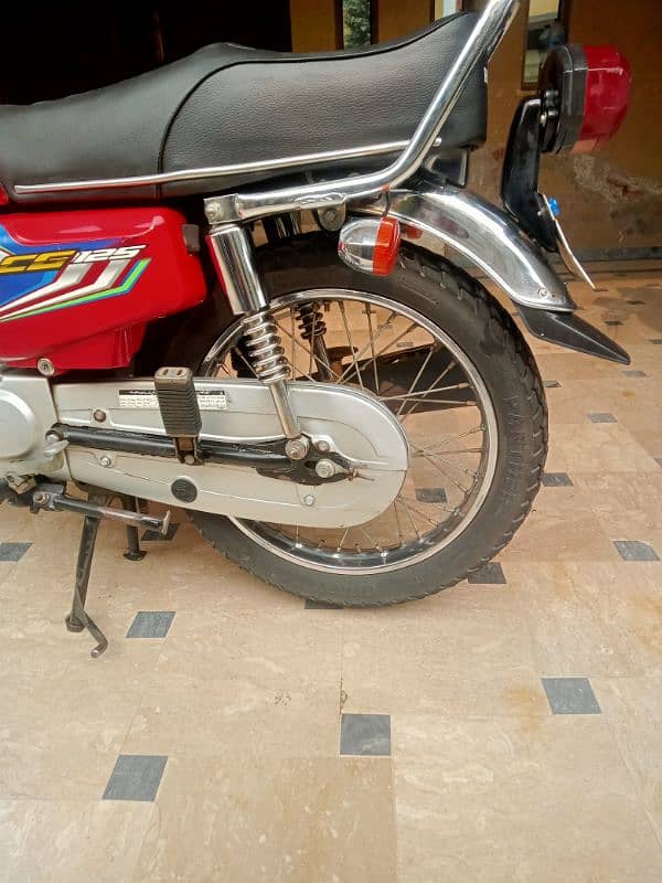 Honda 125cg  New condition 6