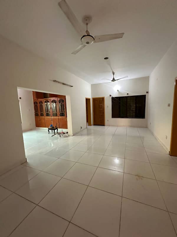 Full House for rent G10 Islamabad 0