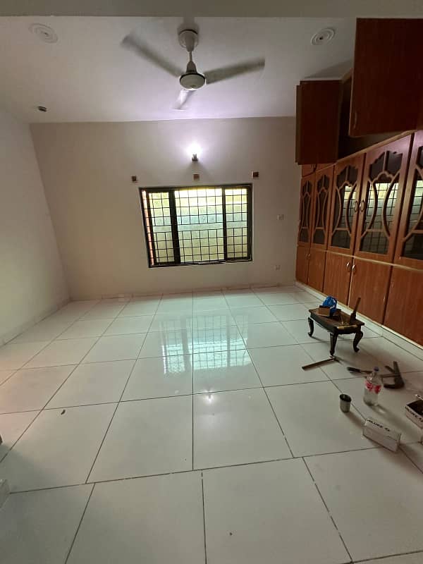 Full House for rent G10 Islamabad 1