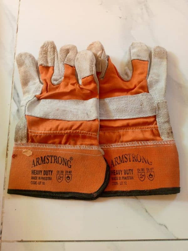 Heavy Gloves For sale 5