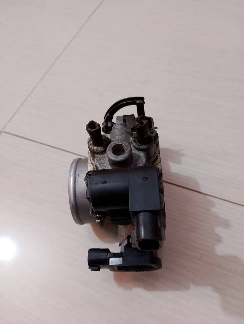 Cultus throttle body 1