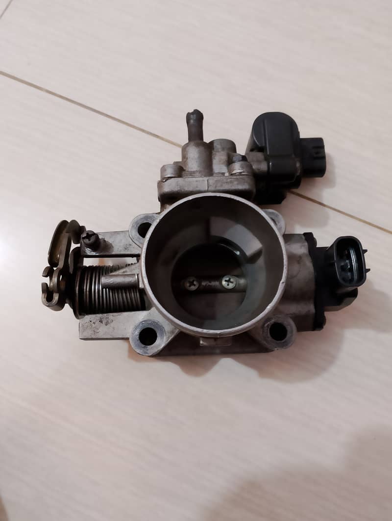 Cultus throttle body 2