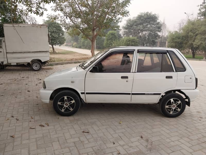 Suzuki Mehran VX beter core santro cults alto 1