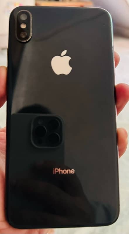 iPhone xsmax (9/10) condition 2