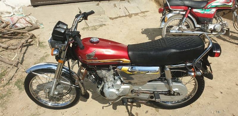 Honda 125 Self Start 2