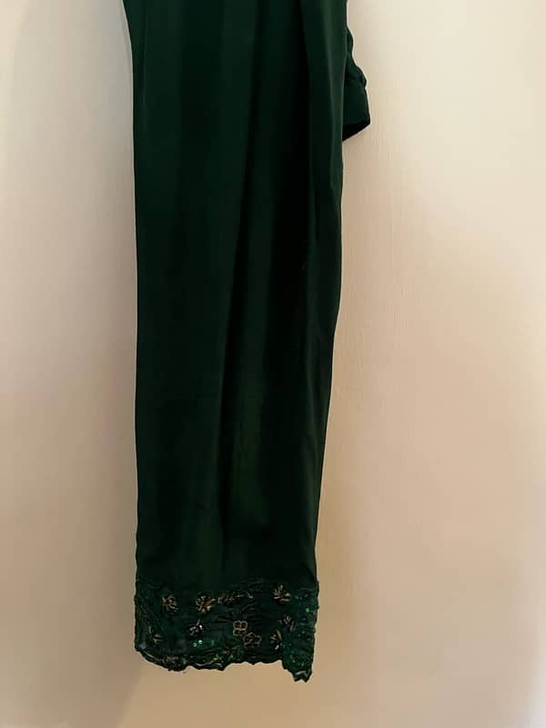 Green short gown with organza sleeves machine work 3