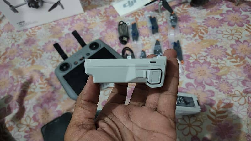 DJI Mini 4 pro board is damage  demand 180k only  one month ues . 5