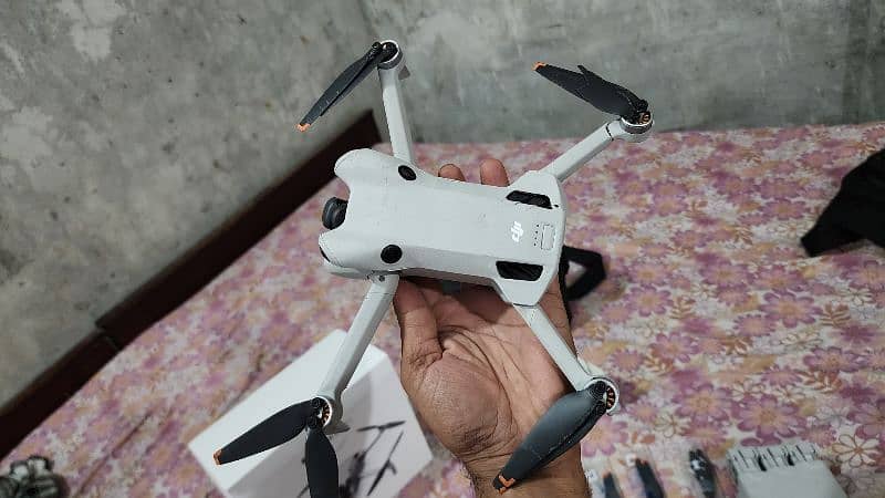 DJI Mini 4 pro board is damage  demand 180k only  one month ues . 16