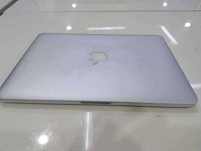 Macbook Pro Mid 2014 Core i5 8Gb Ram 256Gb Storage 4