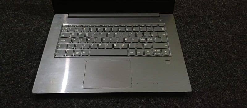 Lenovo IdeaPad i5 8 gen 6