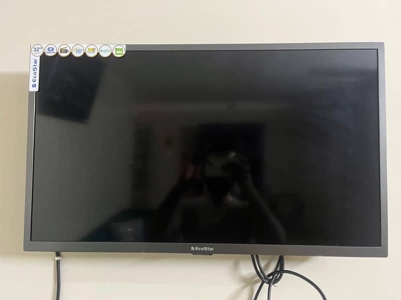 Ecostar 32 inch 10/10 complete box 100% ok argent sale 1