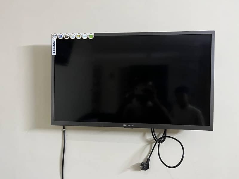 Ecostar 32 inch 10/10 complete box 100% ok argent sale 3