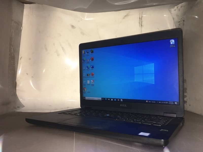 Dell Latitude  5490 2