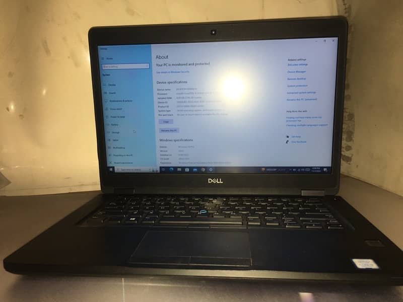 Dell Latitude  5490 4