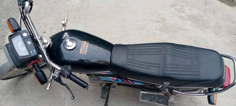 king hero 70cc bike in good condition 1