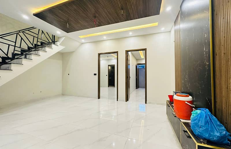 5 Marla luxury Modern House available For RENT In Paragon City Lahore 1