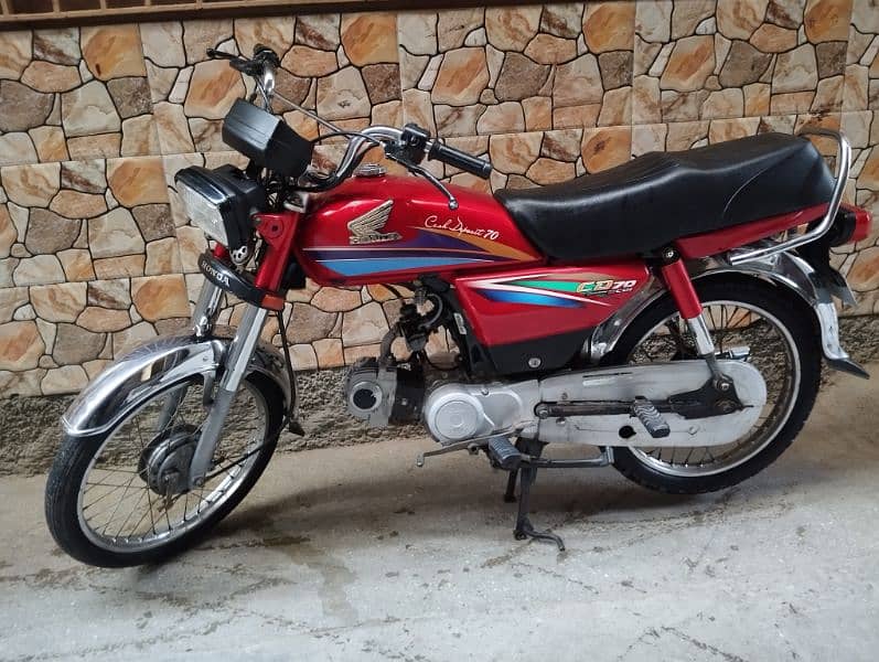 Honda cd 70 2016 model Karachi Number 0