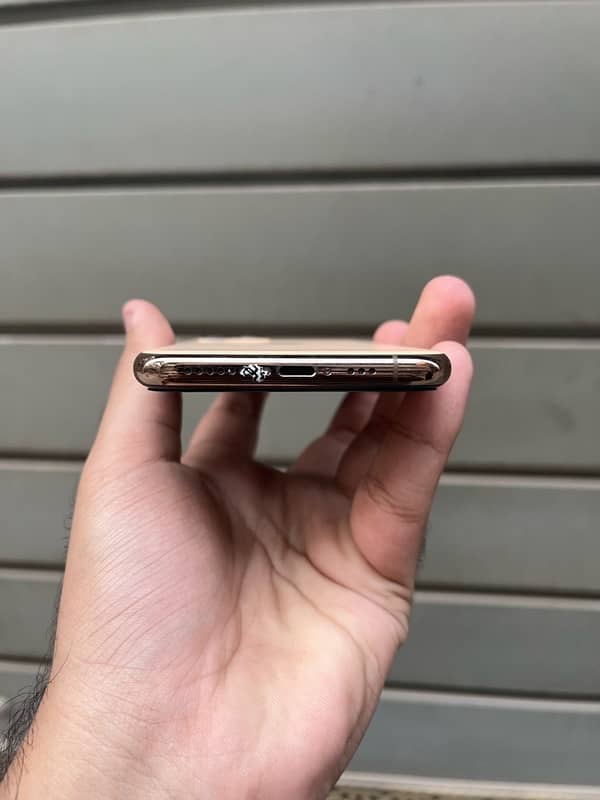 IPHONE 11 pro dual pta approved 4