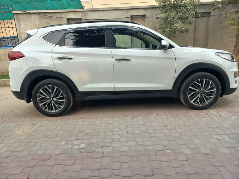 Hyundai Tucson FWD A/T GLS Sport 2022 8