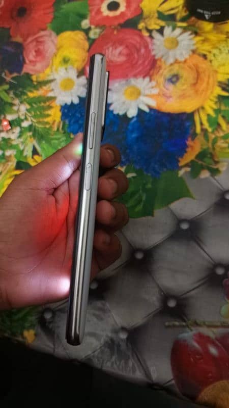 Poco X3 GT urgent sell paso ke zurat ha back open ha but no repair 3