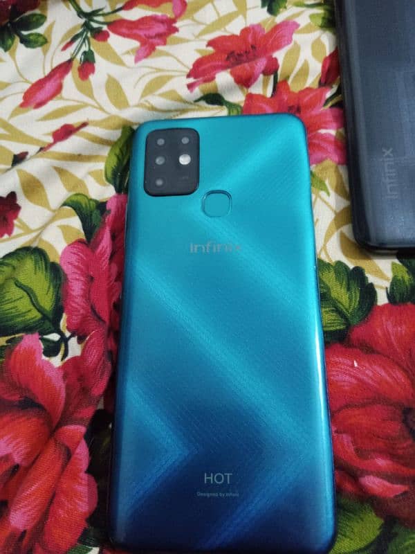 Infinix hot 11 play 4 by 64 5