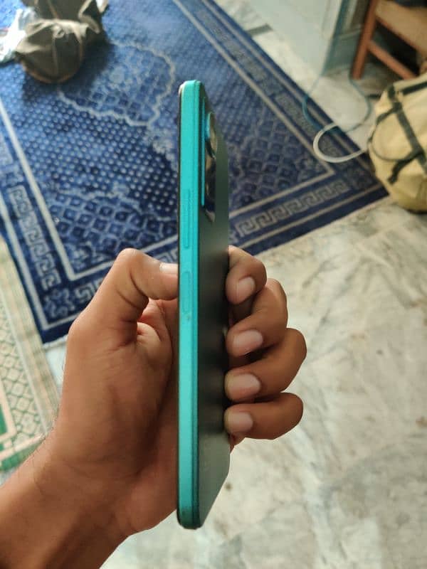 realme 5i 0