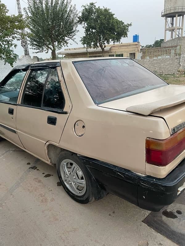 Mitsubishi Lancer 1987 exchange possible 6