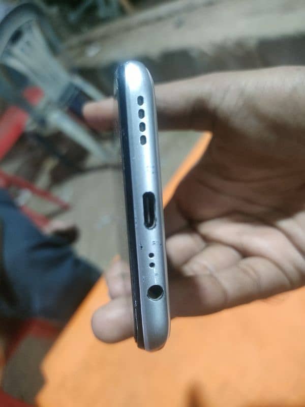 realme 6i Pta Approved 4/128 1