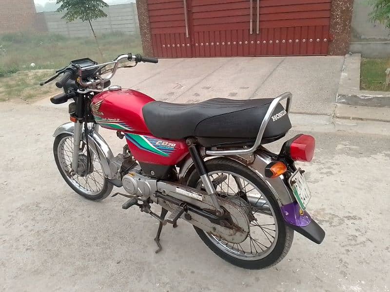 Honda CD 70 2021 03127915119 5