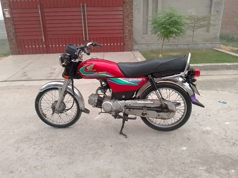 Honda CD 70 2021 03127915119 6