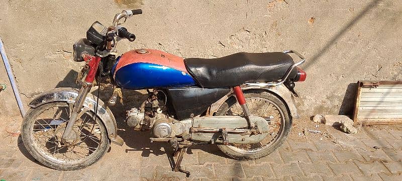 pak hero bike total jeniune condition 2