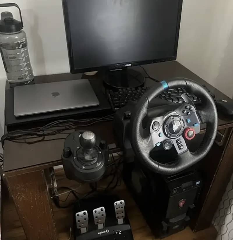 Logitech G29 Gaming Wheel + Shifter Barely Used 0