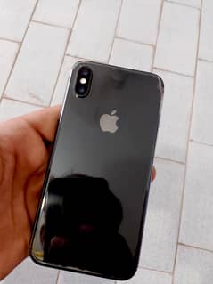 iPhone x wtsapp no. 03288851837