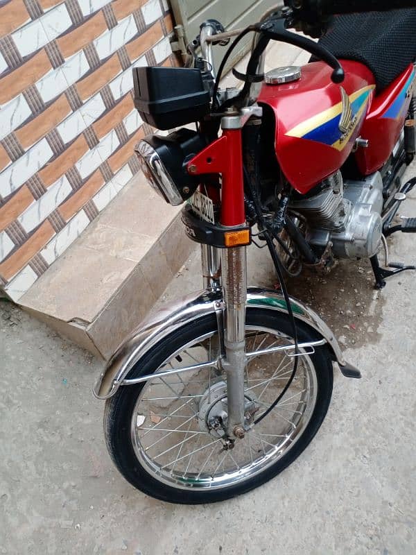 Honda 125 2004 4