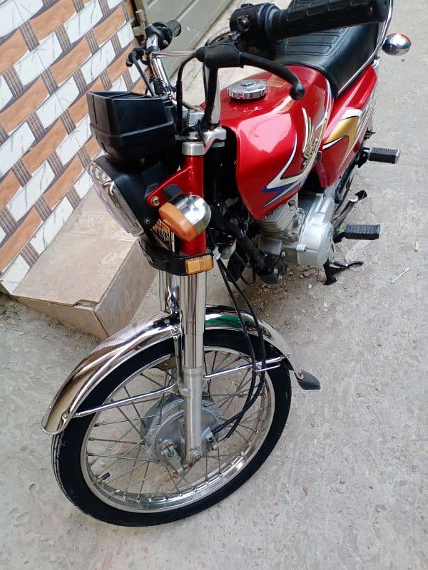 Honda 125 2004 6