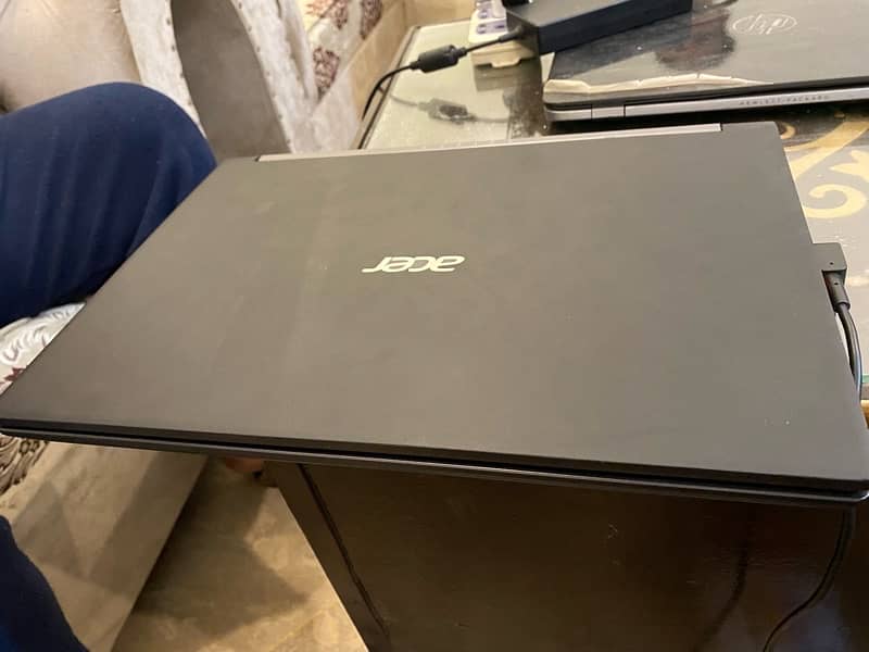 Aspire 7 Acer i5 10gen RTX graphics 4GB 4