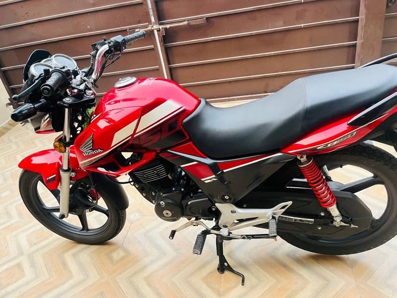 Honda CB150F 0