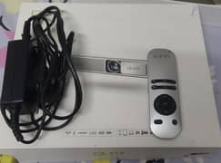 QUMI HD POCKET PROJECTOR  URGENT SALE