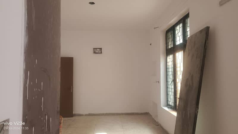 1 Kanal Upper Portion Separate Gate 2 Bed Attach Bath Tv Lounge Drawing Room Kitchen Terrace Store Tile Wooden Flooring in DHA Phase 2 16