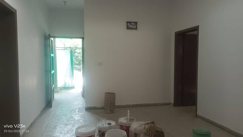 1 Kanal Upper Portion Separate Gate 2 Bed Attach Bath Tv Lounge Drawing Room Kitchen Terrace Store Tile Wooden Flooring in DHA Phase 2 18