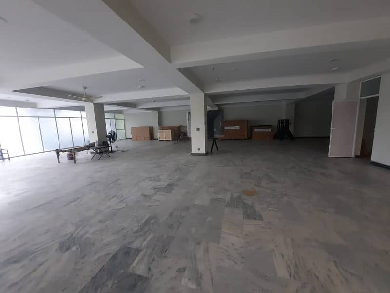 5000 Sq Ft Commercial Space Available For Rent In Expressway Islamabad 8