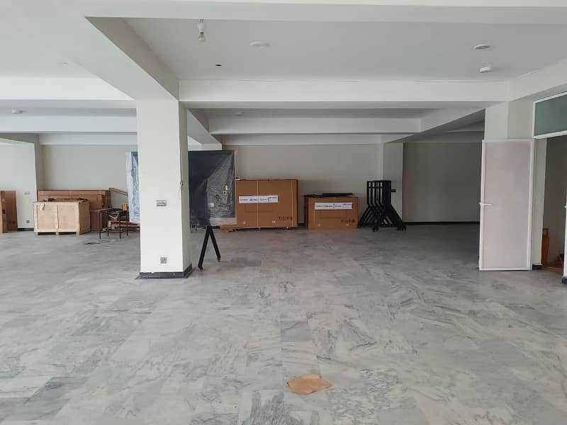 5000 Sq Ft Commercial Space Available For Rent In Expressway Islamabad 9