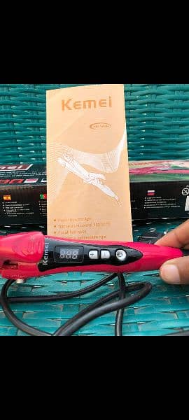 KEMEI Straightener and Curler 7