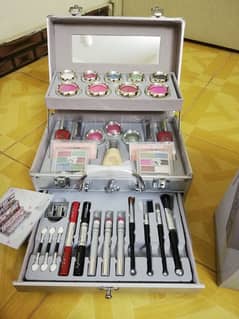 Imported makeup kit for sale