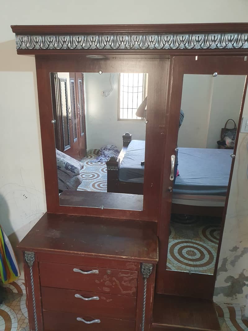 King size bed for sale 2